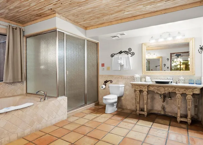 Adobe Village 1 Bedroom Suite- * Sedona